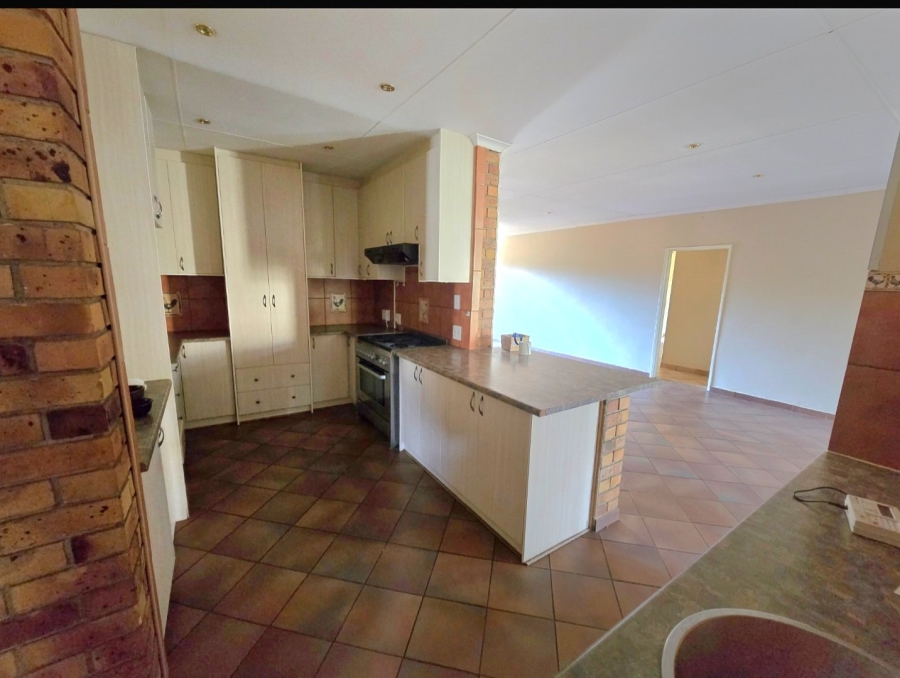 4 Bedroom Property for Sale in Dan Pienaar Free State